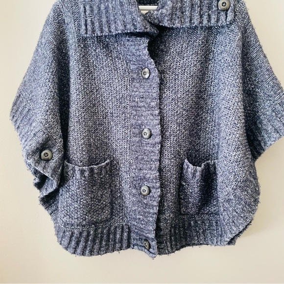 aerie Button Up Poncho Sweater Charcoal Gray Sz XS - Picture 3 of 8